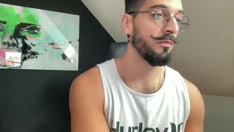 Snapshot of jeunemek00779042 chatting on 09/21/25, 03:24 JEUNEMEK007 online show from 09/21/25, 03:24