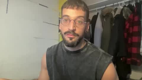 Snapshot of jeunemek00779042 chatting on 03/12/26, 12:22 JEUNEMEK007 online show from 03/12/26, 12:22