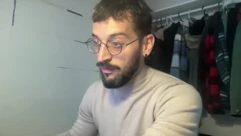 Snapshot of jeunemek00779042 chatting on 03/16/26, 01:26 JEUNEMEK007 online show from 03/16/26, 01:26