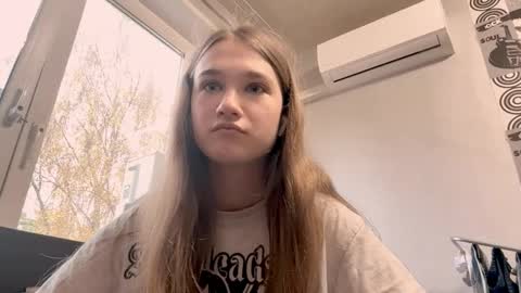 Helgi online show from 10/25/25, 09:17