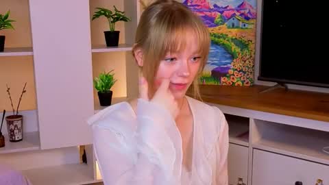 Gwen online show from 02/20/26, 08:31