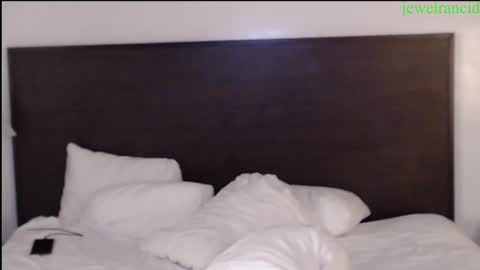 Miss Lovely online show from 02/25/25, 04:35