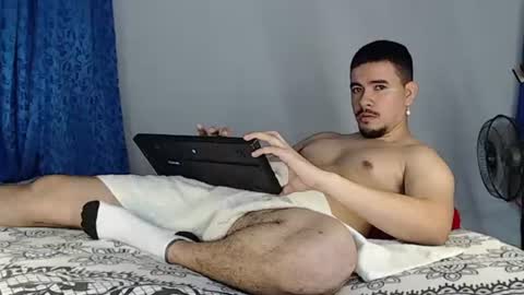 Snapshot of jeycob_happy97 chatting on 07/13/26, 09:50 Juan David online show from 07/13/26, 09:50