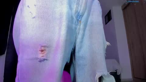 Snapshot of jeyden_camilo chatting on 05/06/26, 02:29 Jeyden Camilo online show from 05/06/26, 02:29
