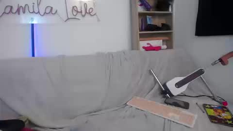 Camila online show from 09/20/25, 04:08