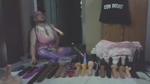 Snapshot of jghosty69 chatting on 03/01/26, 03:08 Nasty Cumslut online show from 03/01/26, 03:08