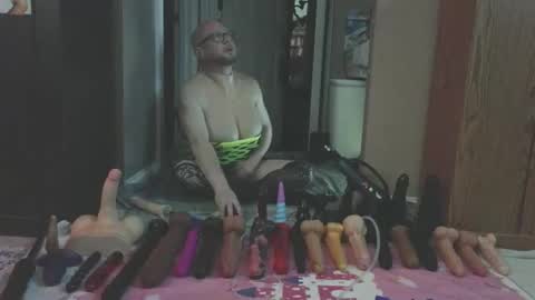 Snapshot of jghosty69 chatting on 04/05/26, 12:46 Nasty Cumslut online show from 04/05/26, 12:46