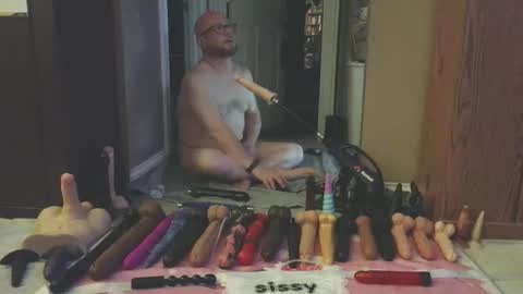 Snapshot of jghosty69 chatting on 05/31/26, 01:40 Nasty Cumslut online show from 05/31/26, 01:40