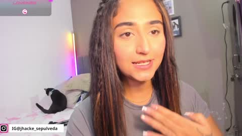 jhackelin  My independent account online show from 01/25/25, 08:00