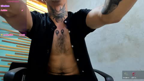Snapshot of jharol_cardona chatting on 01/10/25, 04:44 Jharol  online show from 01/10/25, 04:44