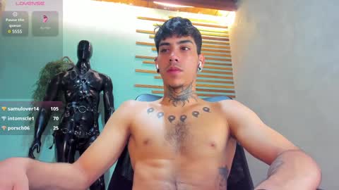 Snapshot of jharol_cardona chatting on 03/01/25, 01:53 Jharol  online show from 03/01/25, 01:53