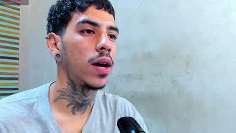 Snapshot of jharol_cardona chatting on 10/04/25, 01:42 Jharol  online show from 10/04/25, 01:42