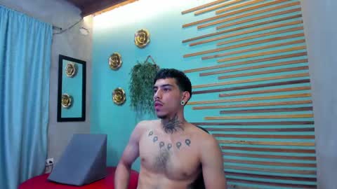 Snapshot of jharol_cardona chatting on 10/15/25, 01:17 Jharol  online show from 10/15/25, 01:17
