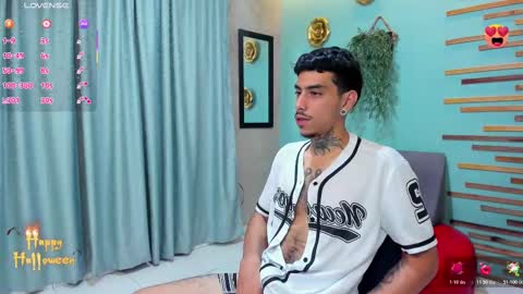 Snapshot of jharol_cardona chatting on 10/24/25, 01:35 Jharol  online show from 10/24/25, 01:35