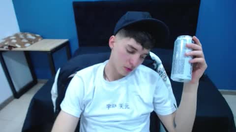 Jheampiero online show from 11/08/25, 02:39