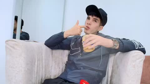 Jheampiero online show from 04/27/26, 09:02