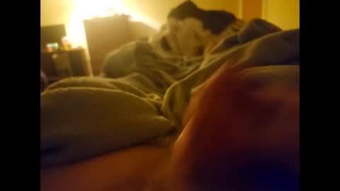 Snapshot of jhens123 chatting on 09/19/25, 12:02 jhens123 online show from 09/19/25, 12:02