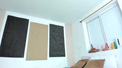 jheremy_wen online show from 10/20/25, 07:14