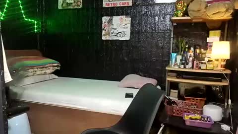 jherry26 online show from 01/02/25, 09:43