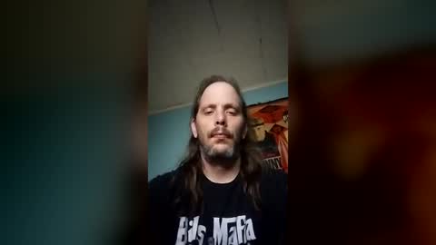 Snapshot of jhitchens chatting on 07/07/26, 12:31 jhitchens online show from 07/07/26, 12:31