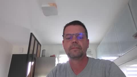 Snapshot of jhmec44000 chatting on 06/06/26, 11:04 jhmec44000 online show from 06/06/26, 11:04