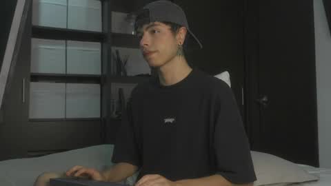 Snapshot of jhn_morghan chatting on 02/25/25, 06:14 Morghan online show from 02/25/25, 06:14