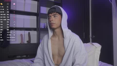 Snapshot of jhn_morghan chatting on 12/04/25, 07:00 Morghan online show from 12/04/25, 07:00