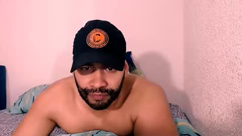 En moreno online show from 11/07/25, 04:01