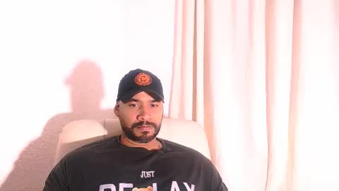 En moreno online show from 02/20/26, 08:27