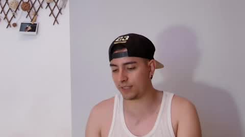 Jhoan Saenz online show from 03/12/25, 02:52