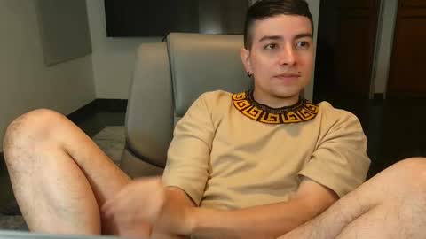 Jhoan Saenz online show from 10/28/25, 05:55