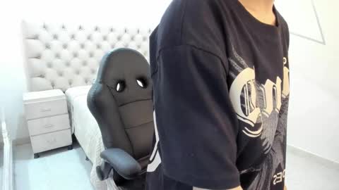 jhoanleandro online show from 10/11/25, 06:23