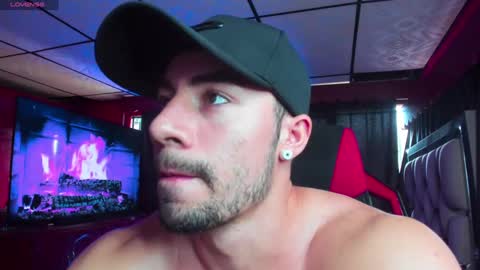 Snapshot of jhojansthetics chatting on 02/12/25, 08:50 Jhojan Strong online show from 02/12/25, 08:50