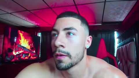 Snapshot of jhojansthetics chatting on 02/19/25, 09:03 Jhojan Strong online show from 02/19/25, 09:03