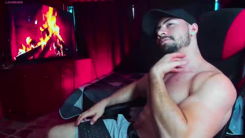 Snapshot of jhojansthetics chatting on 02/27/25, 10:20 Jhojan Strong online show from 02/27/25, 10:20