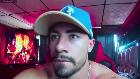 Snapshot of jhojansthetics chatting on 03/03/25, 06:22 Jhojan Strong online show from 03/03/25, 06:22