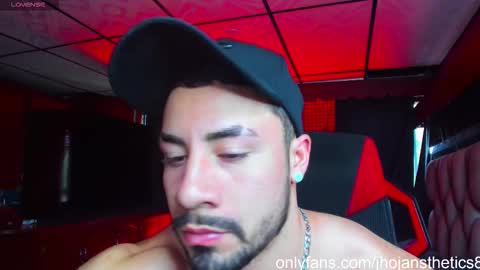 Snapshot of jhojansthetics chatting on 10/23/25, 09:35 Jhojan Strong online show from 10/23/25, 09:35