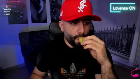 John Bear.... online show from 09/26/25, 11:14