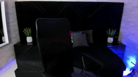 Snapshot of jhon_bear02 chatting on 06/03/26, 11:13 John Bear.... online show from 06/03/26, 11:13