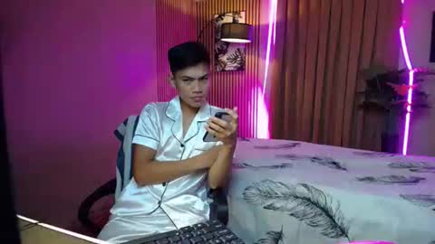 jhon_cummer online show from 10/16/25, 07:04