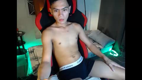 Snapshot of jhon_cummer chatting on 05/18/26, 10:10 jhon_cummer online show from 05/18/26, 10:10