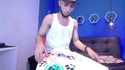 jhon_malo online show from 12/21/25, 05:25