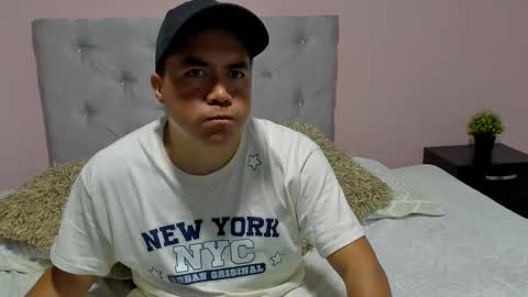 jhonatan_morales_s online show from 10/12/25, 03:27