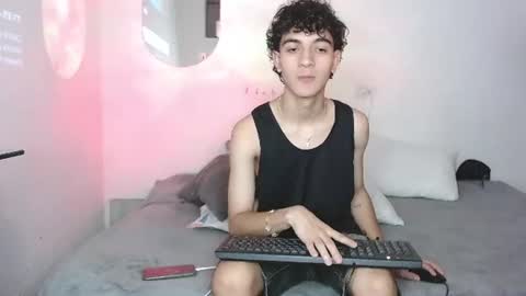 Snapshot of jhonay__cute chatting on 06/29/26, 03:35 jhonay__cute online show from 06/29/26, 03:35