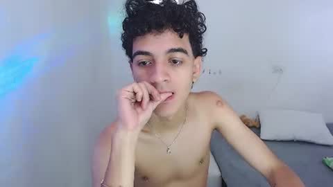 Snapshot of jhonay__cute chatting on 07/12/26, 08:44 jhonay__cute online show from 07/12/26, 08:44