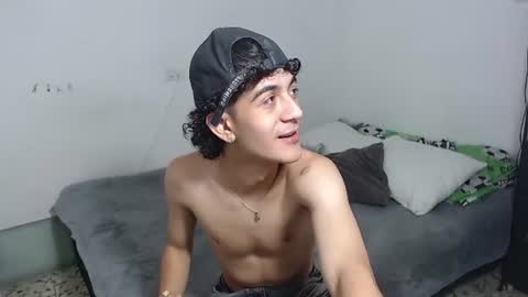 Snapshot of jhonay__cute chatting on 07/23/26, 11:24 jhonay__cute online show from 07/23/26, 11:24