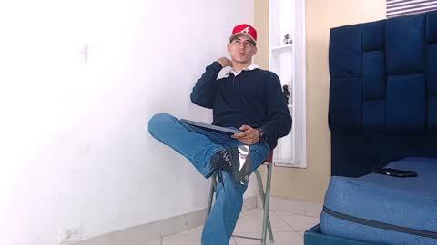 Jhon online show from 01/15/25, 02:17