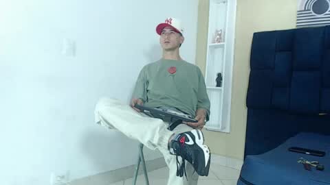 Jhon online show from 02/23/25, 07:49