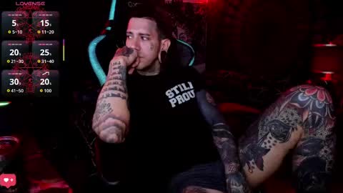 Snapshot of jhonny_ackerman chatting on 09/19/25, 12:02 jhonny_ackerman online show from 09/19/25, 12:02