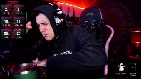 Snapshot of jhonny_ackerman chatting on 10/10/25, 12:53 jhonny_ackerman online show from 10/10/25, 12:53